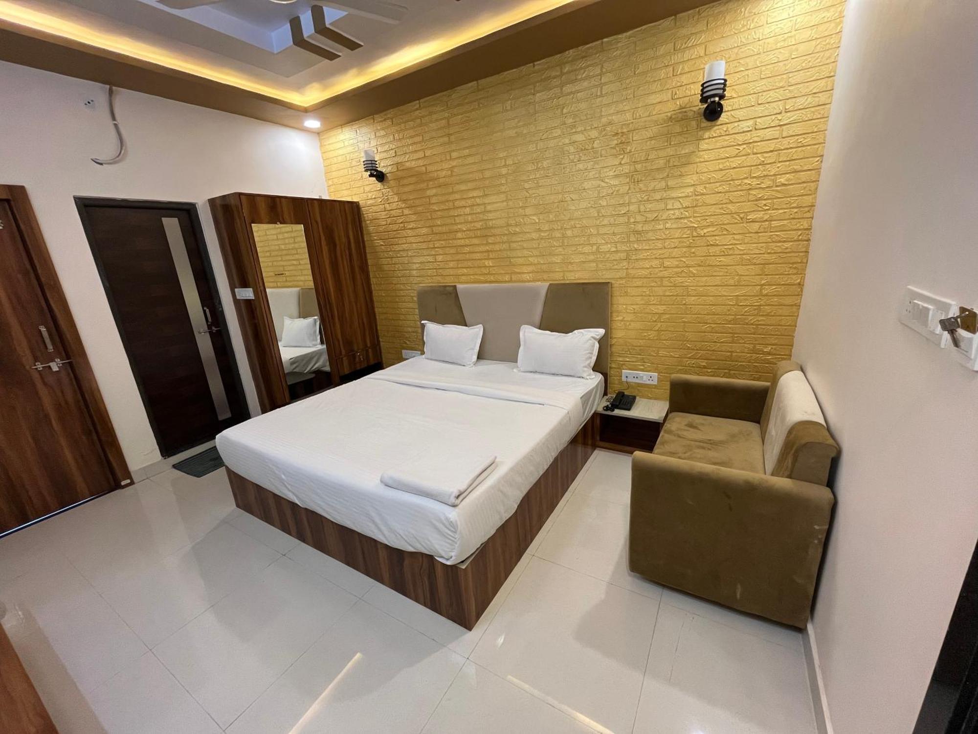 Hotel Rahat Jhalawar Exterior photo